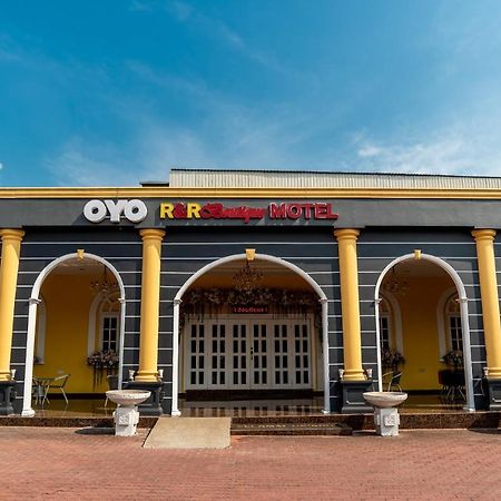 Oyo 1228 R & R Motel Johor Bahru Exteriér fotografie