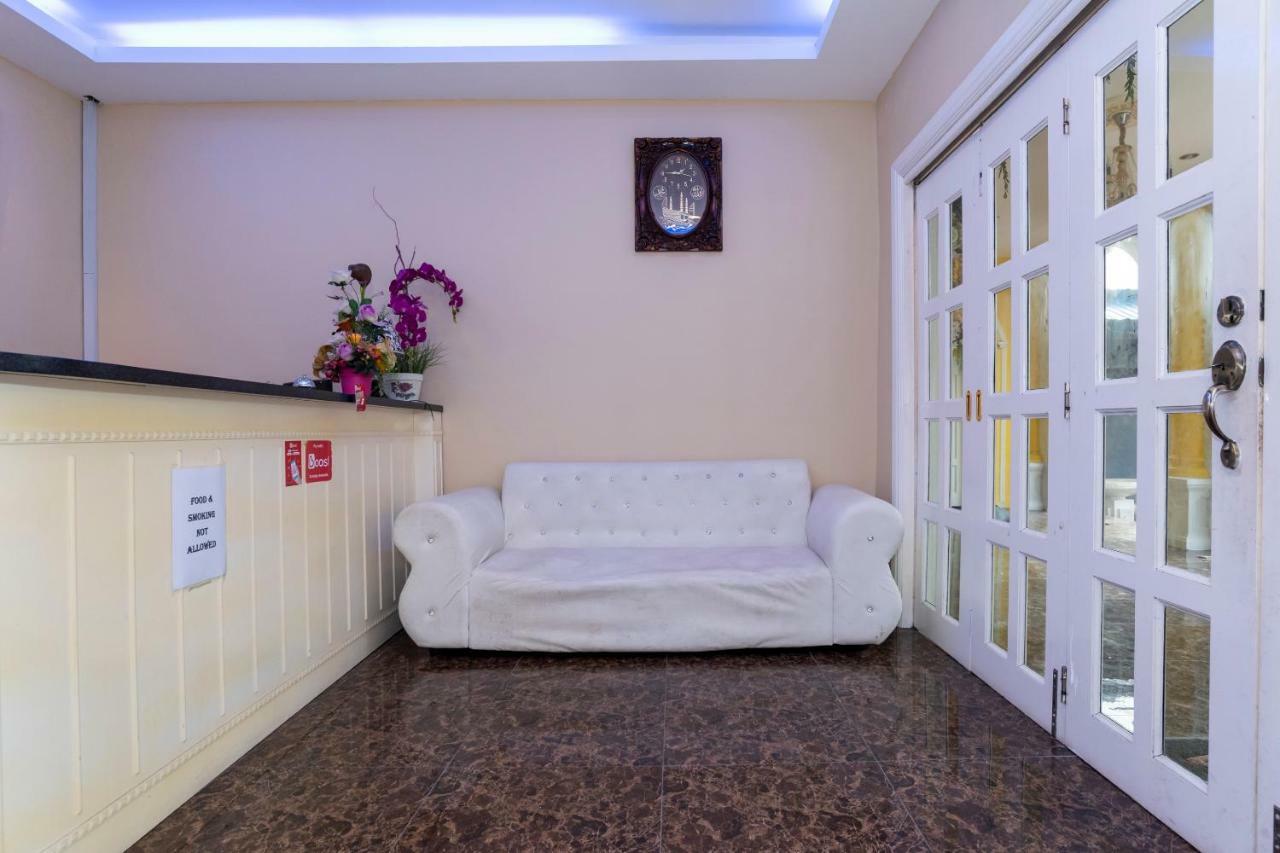 Oyo 1228 R & R Motel Johor Bahru Exteriér fotografie