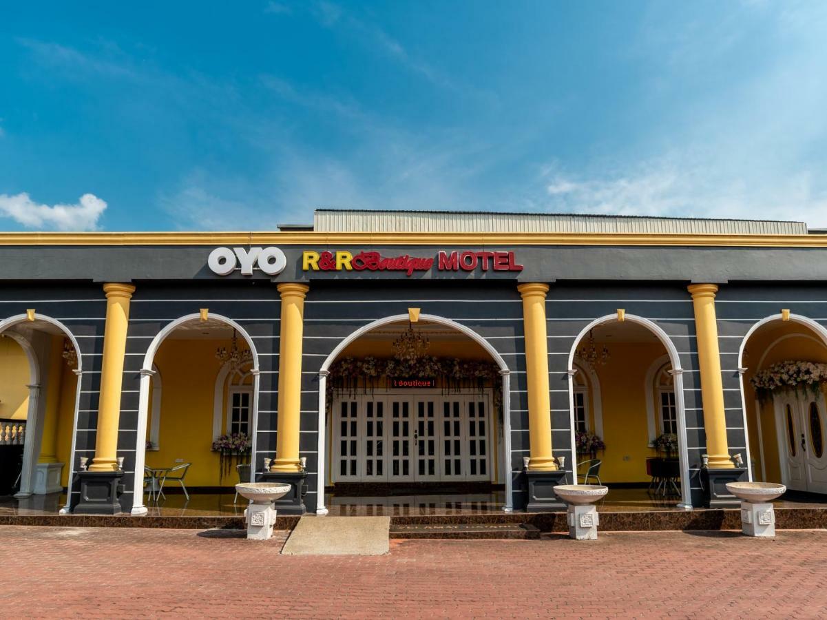 Oyo 1228 R & R Motel Johor Bahru Exteriér fotografie